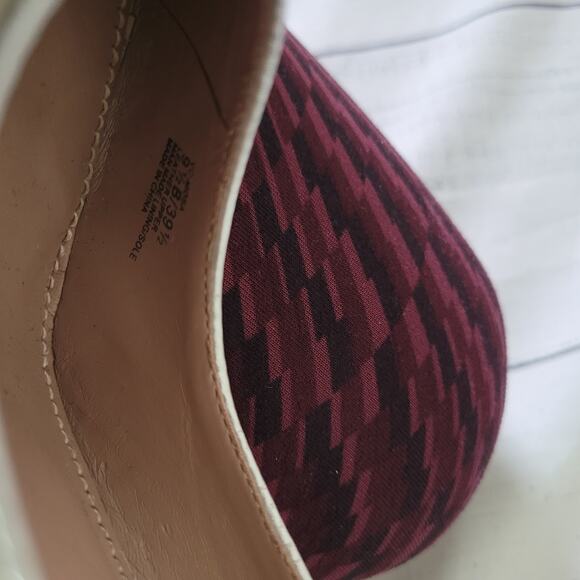 Vince Camuto Size 9.5 Platform Pumps White Silver Snake Print 5" Heel Animal - Picture 13 of 13